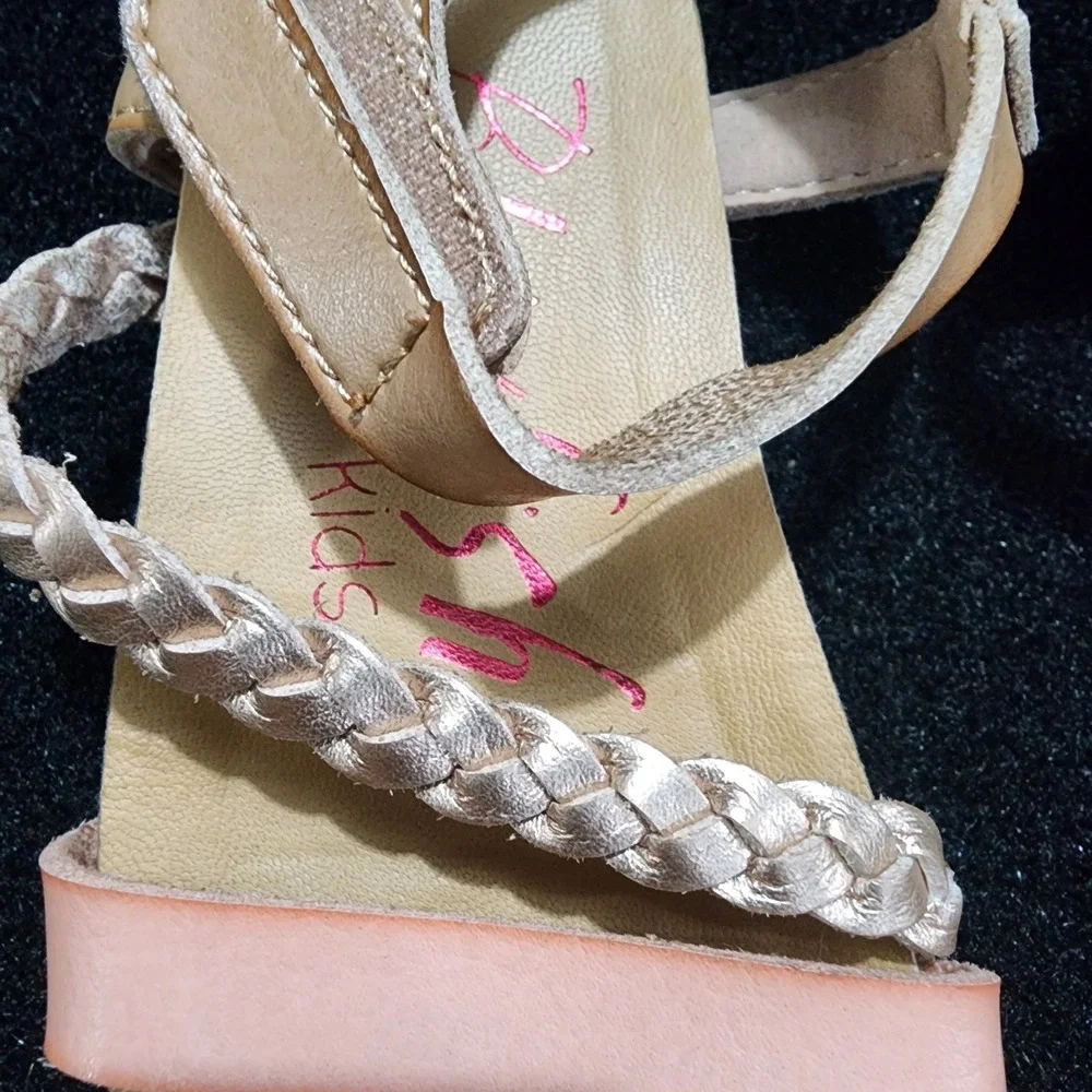 Blowfish Malibu Kids Girls Tan Pink Braided Strap Sandals Size‎ 8